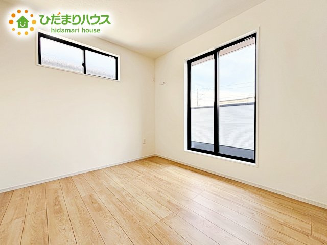 【洋室】 | ひたちなか市津田東1期　新築戸建　1号棟 | ご家族様一人ひとりの大切なプライベート空間。シンプルなデザインなので、趣味・感性で個性的に飾ることができます♪