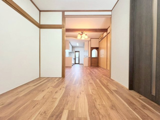 【居間・リビング】 | 吹田市原町4丁目貸家