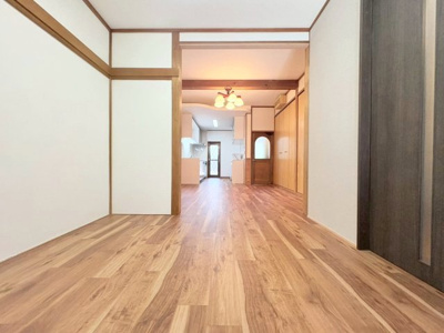 【居間・リビング】 | 吹田市原町4丁目貸家