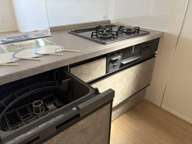 《仲介手数料無料》浦和区大東３丁目34-13新築一戸建てケイアイグレイスのキッチン