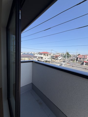 《仲介手数料無料》浦和区大東３丁目34-13新築一戸建てケイアイグレイスのバルコニー