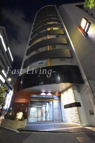 ガラ・ステーション岩本町Northのエントランス