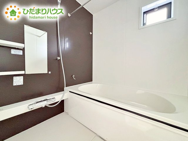 【浴室】 | ひたちなか市津田東1期　新築戸建　2号棟 | 大人が足を伸ばしても十分な広さ！一人でゆっくりくつろぐ時間も大切です！