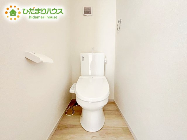 【トイレ】 | ひたちなか市津田東1期　新築戸建　2号棟 | 白を基調としたトイレは、インテリア次第でどんな空間になるかワクワクしますね♪