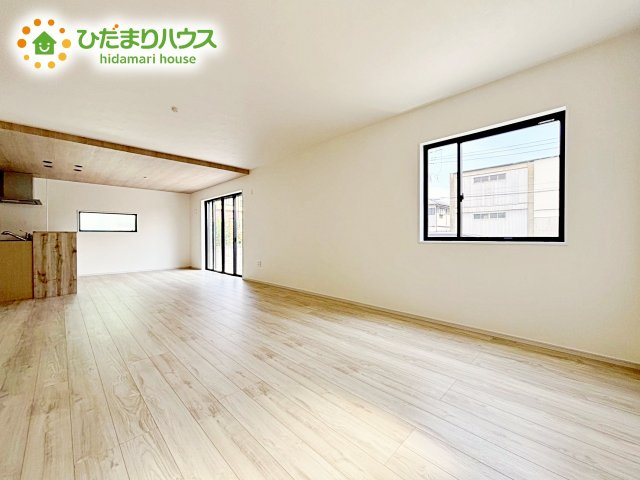 【居間・リビング】 | ひたちなか市津田東1期　新築戸建　2号棟 | 大型テレビに大型ソファー(^^)どんなインテリアにするか考えただけでわくわくしますね！