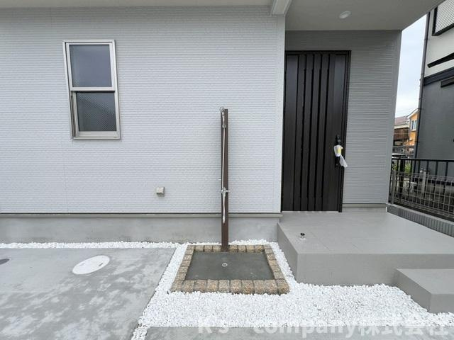 ◎茅ヶ崎市東海岸南6丁目　新築戸建　1号棟のその他|駐車場にシャワー付き☆海遊びからの帰りに外でシャワーを浴びることができます♪