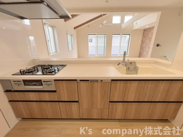 ◎茅ヶ崎市東海岸南6丁目　新築戸建　1号棟のキッチン|キッチンスペース◇