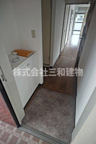 ハイム川口の玄関