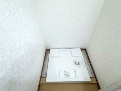 サンピア久米田のランドリースペース|別荘利用につき、使用頻度が低く新築時のような美しさを保っています。R8年ハウスクリーニング済