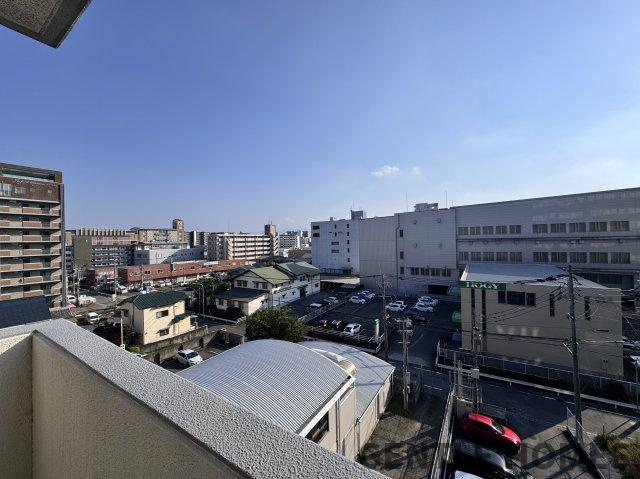 ツインタワー空港通りの展望