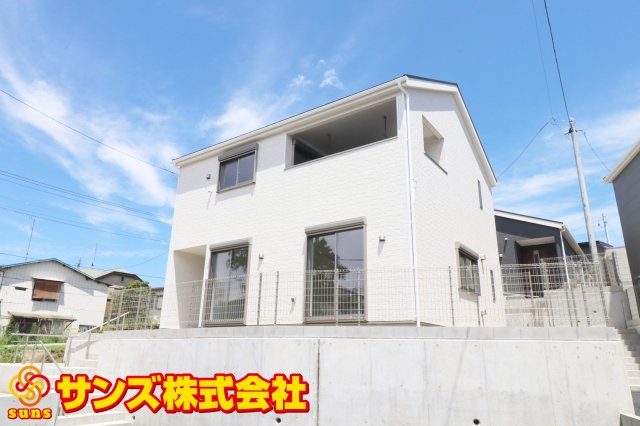郡山市菜根３丁目　　　１号棟　　　桜小学校、郡山第３中学区の外観|南東側から見た外観♪