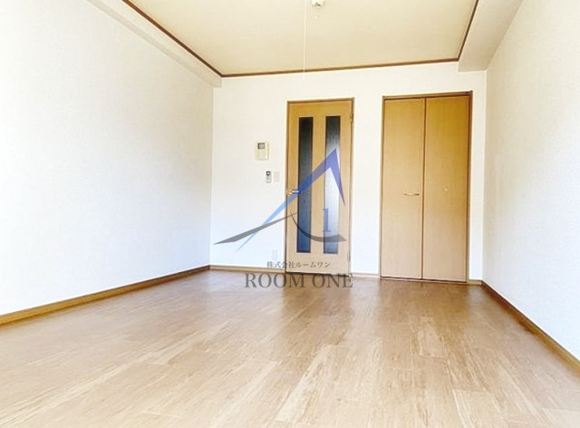 カームリー　フォレストの居間・リビング|洋室のお部屋です。