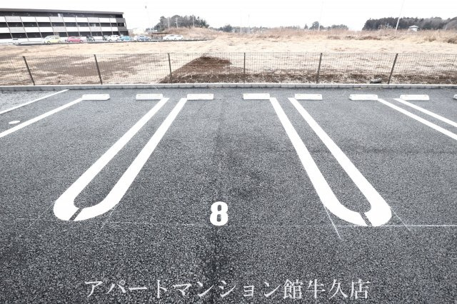 Grand Winds Tsukuba Ⅰの駐車場