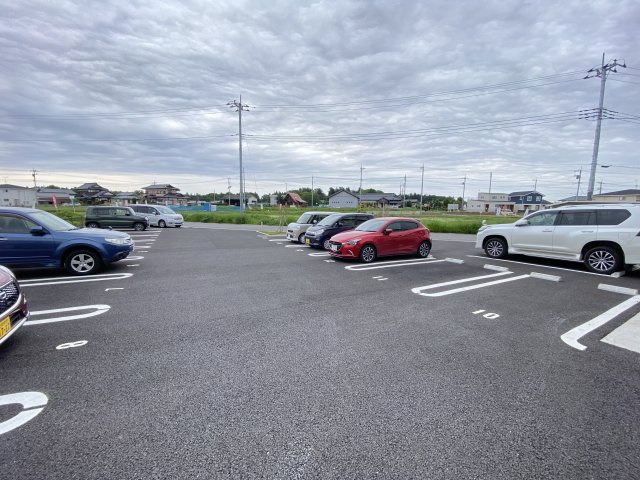 Grand Winds Tsukuba Ⅰの駐車場
