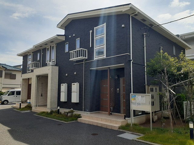 鎌倉市稲村ガ崎１丁目のアパート