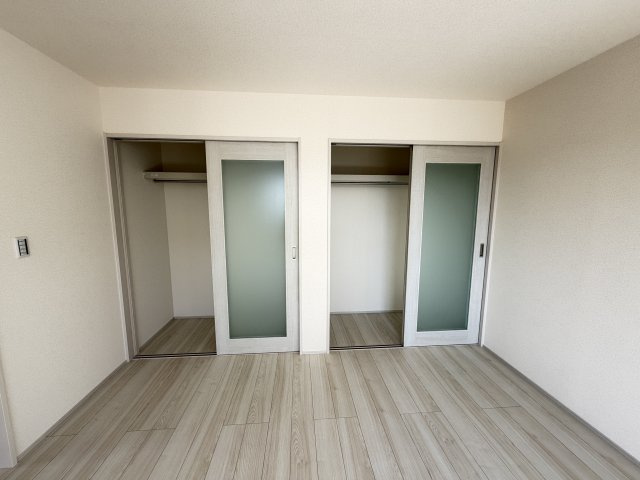 第3榛東村広馬場　新築戸建　2号棟の収納|２階洋室1収納です