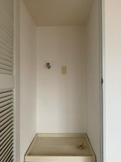 室内洗濯機置き場
