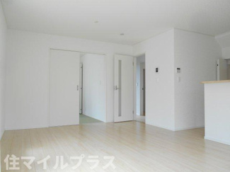 【居間・リビング】 | 二本松市油井新築一戸建て3棟 | ゆったり過ごせるリビングです