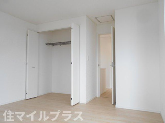 【洋室】 | 二本松市油井新築一戸建て3棟 | 落ち着いた色調の洋室です