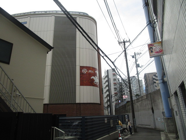 横浜市中区宮川町３丁目の店舗一部
