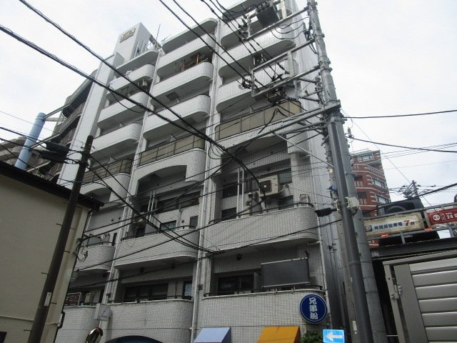 横浜市中区宮川町３丁目の店舗一部