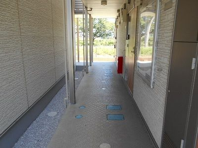 クレイノ青空のエントランス