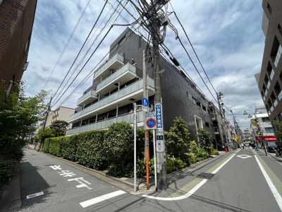 【外観】 | Ｊ．リヴェール学芸大学 | 外観もきれいです