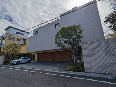 【外観】 | フカサワスペース9 | 外観は落ち着いています