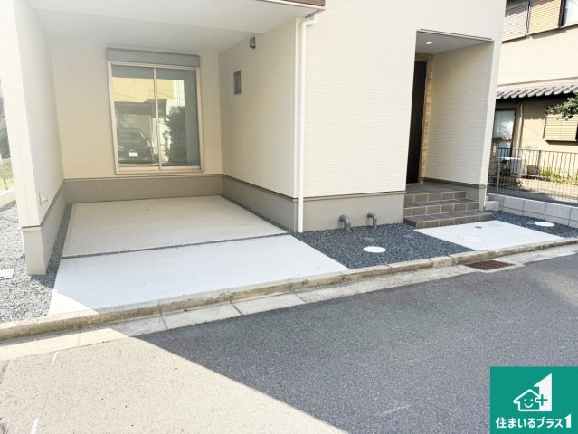 31(土)1(日)3(祝)現地説明会！◆藤井寺市野中　第1期　新築一戸建ての駐車場|駐車スペース！散水栓があるので、こまめに愛車を洗えます！