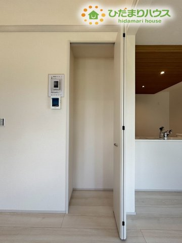 寄居町赤浜　第2　新築一戸建て　リーブルガーデン　01の収納