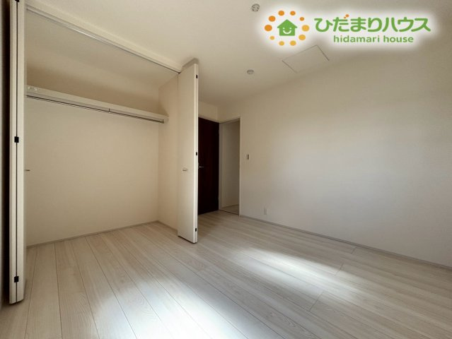 寄居町赤浜　第2　新築一戸建て　リーブルガーデン　01の洋室