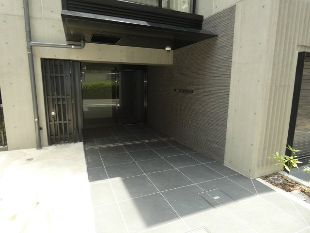 【エントランス】 | ＬＵＭＩＥＣ　ＣＨＩＴＯＳＥ　ＦＵＮＡＢＡＳＨＩ