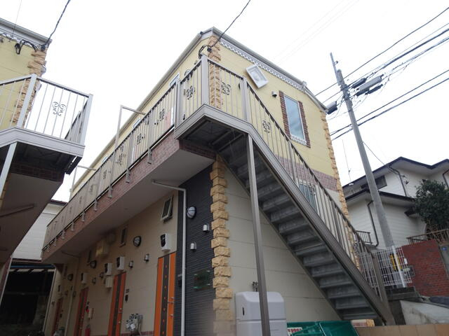 横浜市鶴見区上の宮2丁目のアパートの画像