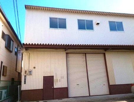 百舌鳥陵南町３丁事務所付倉庫の外観