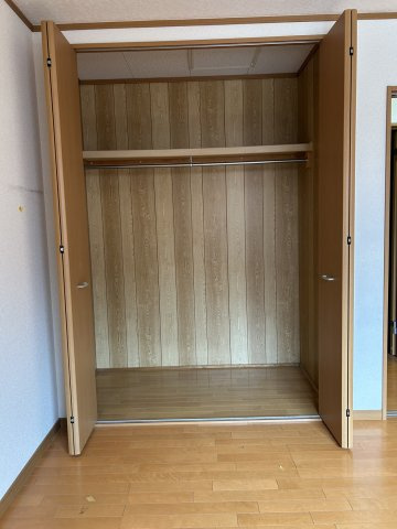 ブルウジュⅡの収納