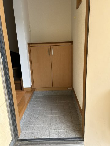 ブルウジュⅡの玄関