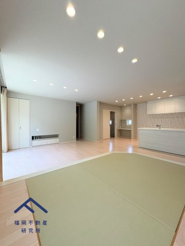 糟屋郡志免町桜丘４丁目　戸建ての居間・リビング