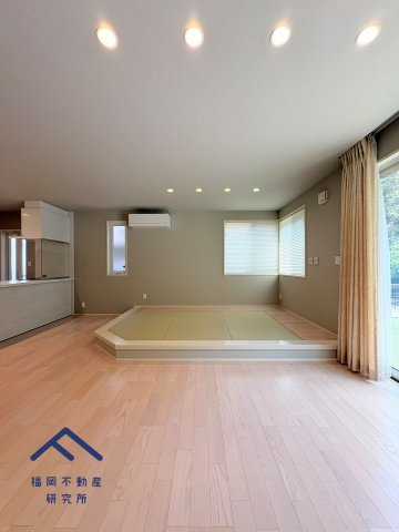 糟屋郡志免町桜丘４丁目　戸建ての居間・リビング