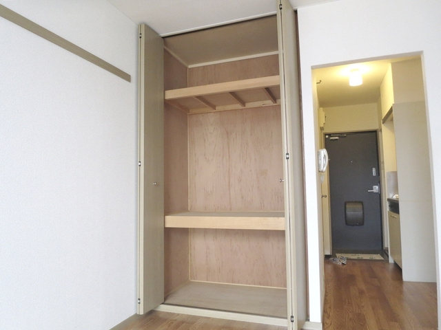アスターグリーンの収納|仕切りが付いているので収納がしやすいですね！
