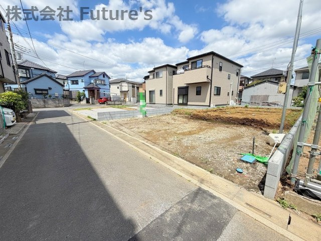 八潮市古新田　新築戸建の前面道路含む現地写真|前面道路含む現地写真です。
