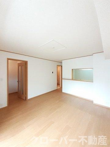 サンシャイン２１の居間・リビング