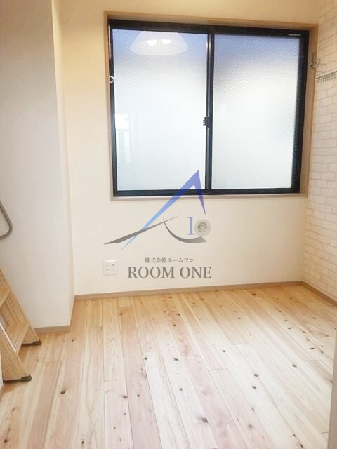 クレセール中野 の居間・リビング|洋室のお部屋です。