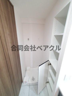 【洗面所】 | リーガル京都堀川中立売Ⅱ | 明るい洗面所です