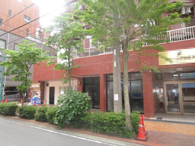 横浜市中区若葉町３丁目の店舗事務所