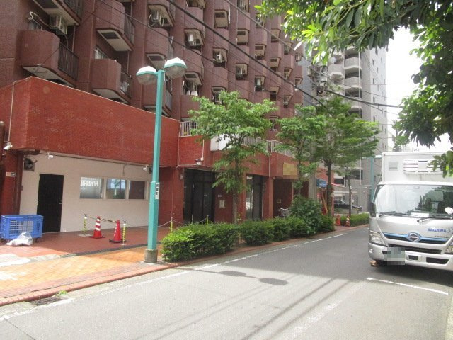 横浜市中区若葉町３丁目の店舗事務所