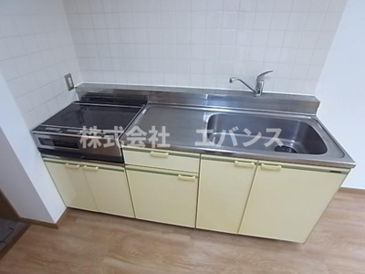 【キッチン】 | ヒルズ大森台マンション | コンパクトなキッチンで掃除もラクラク