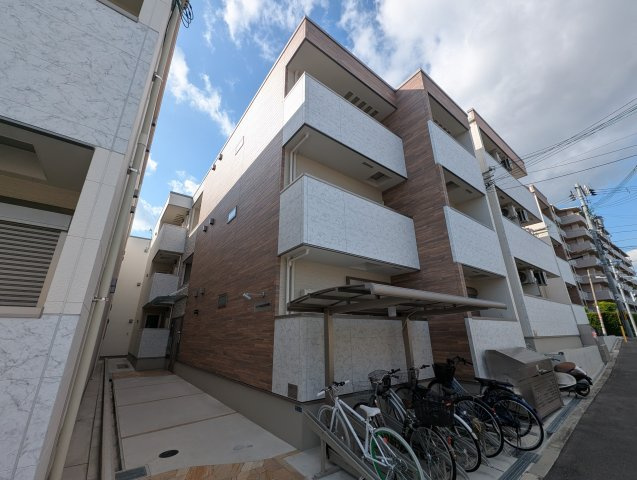 フジパレス出来島EASTⅡ番館の外観