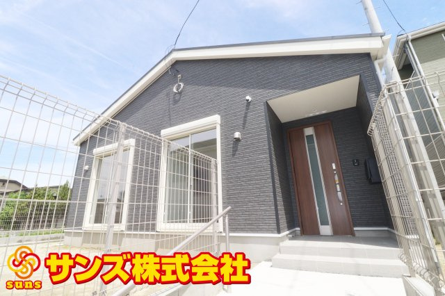郡山市菜根３丁目　　　２号棟　　　桜小学校、郡山第３中学区の外観|南東側から見た外観