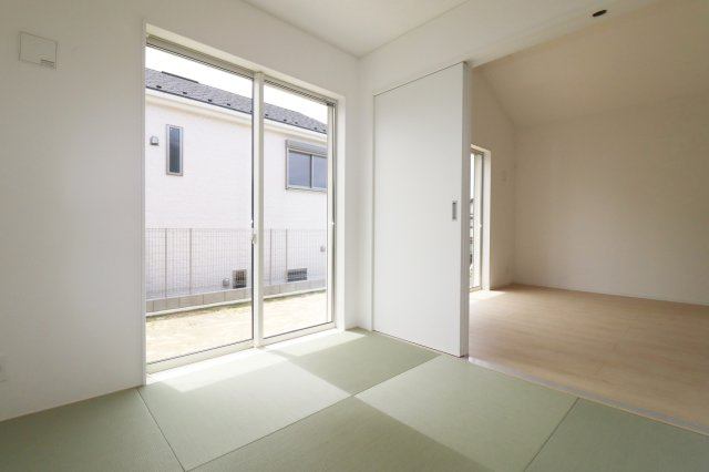 郡山市菜根３丁目　　　２号棟　　　桜小学校、郡山第３中学区の和室