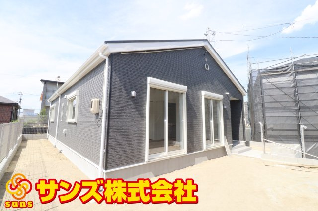 郡山市菜根３丁目　　　２号棟　　　桜小学校、郡山第３中学区の外観|南西側から見た外観